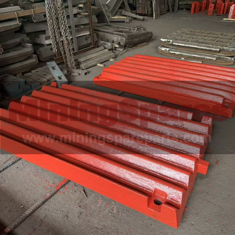Fix Jaw plate and Swin Jaw plate suit Drobmash ДРО-609А Crusher - Imagen 5