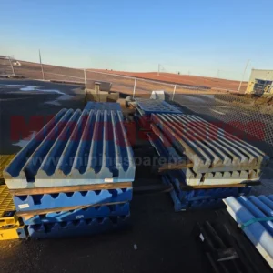 CT4254 Swing Jaw Plate for TRIO CT4254 Jaw Crusher
